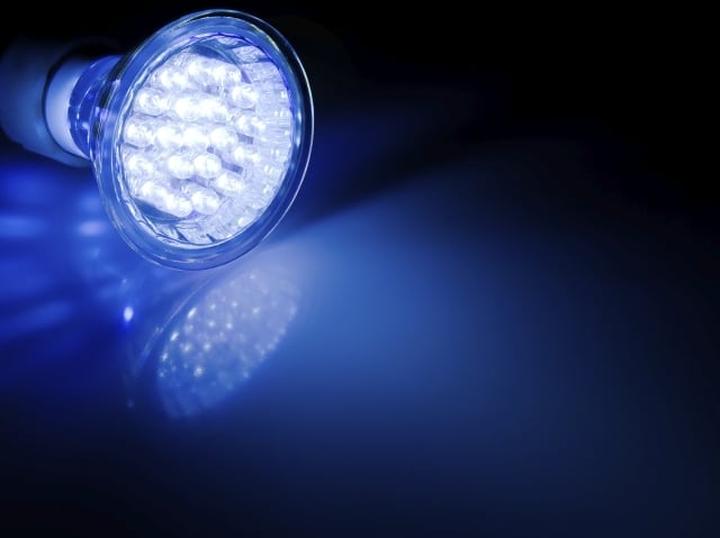 Czy lampy LED do paznokci mogą być szkodliwe dla zdrowia? Sprawdź, co mówią eksperci!