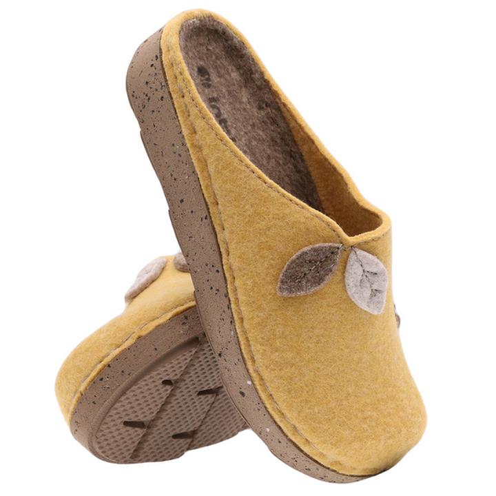 Idealne buty po domu - jak wybrać komfort i styl?