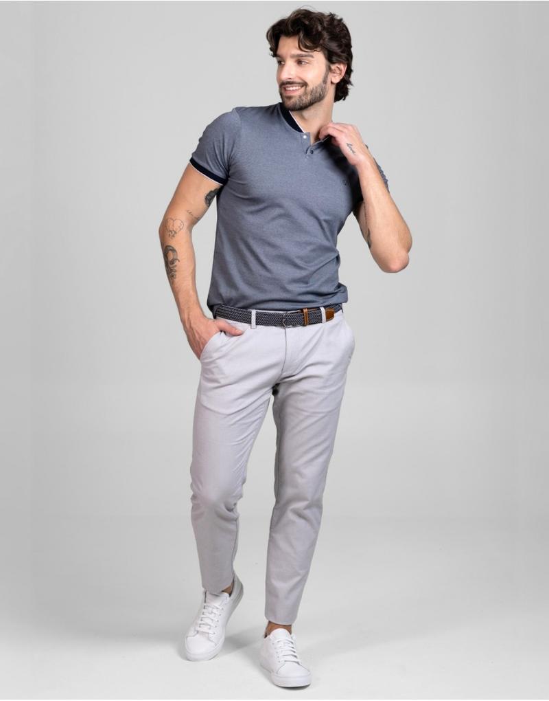 Dobór obuwia do szarych spodni