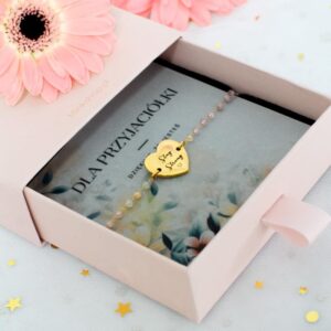 Ciekawe pomysły na to, co kupić internetowej przyjaciółce, by ją zaskoczyć