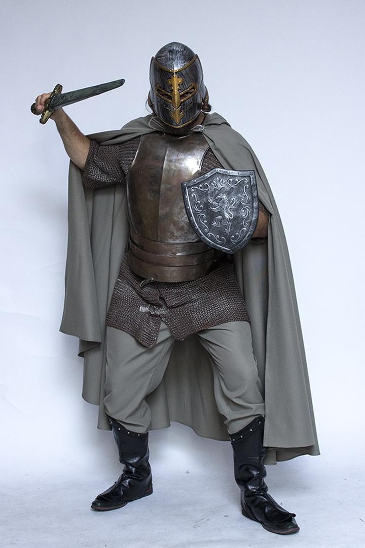 Materiały na kostium rycerski