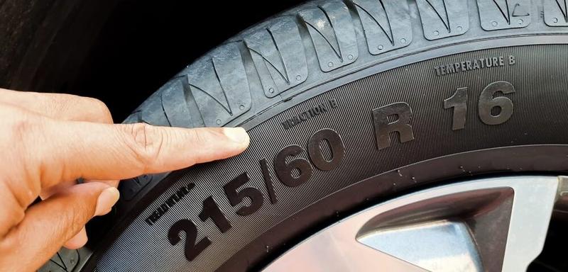 Jak efektywnie sprawdzić rozmiar kół w samochodzie?