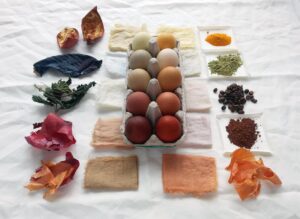 Naturalne metody farbowania włosów – sprawdź, jak to zrobić z łatwością