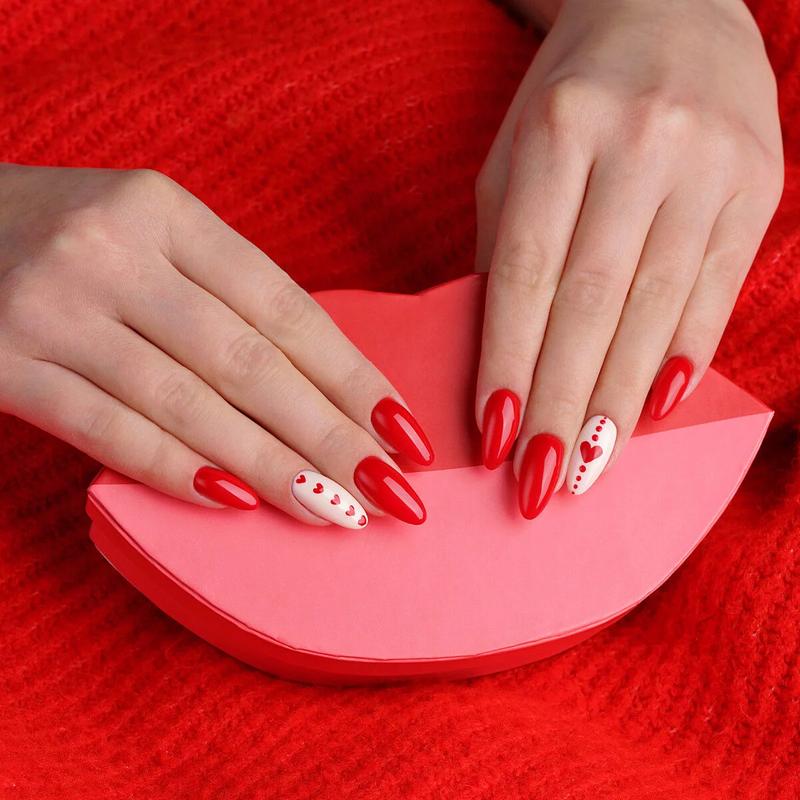 Manicure żelowy vs hybrydowy