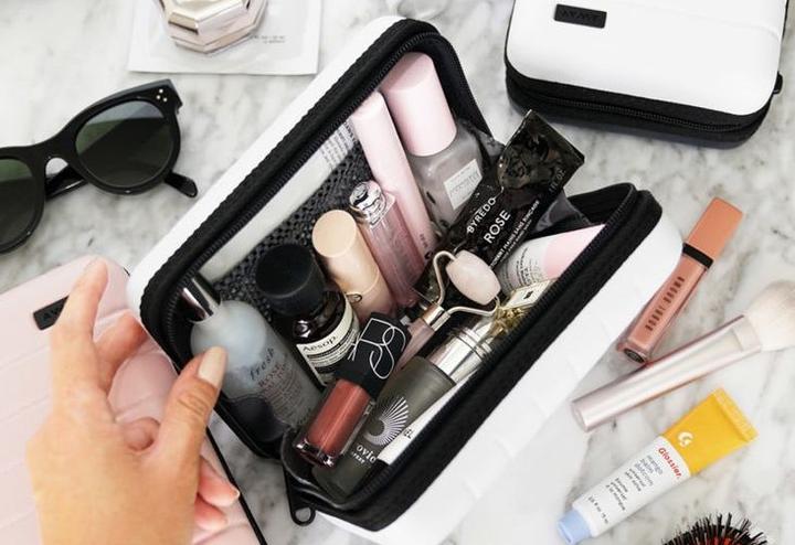 Ograniczenia płynów w bagażu podręcznym