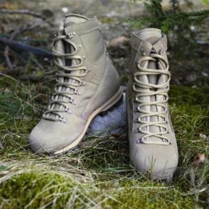 Odkryj idealne buty na pustynie: jak wybrać te najlepsze do ekstremalnych warunków